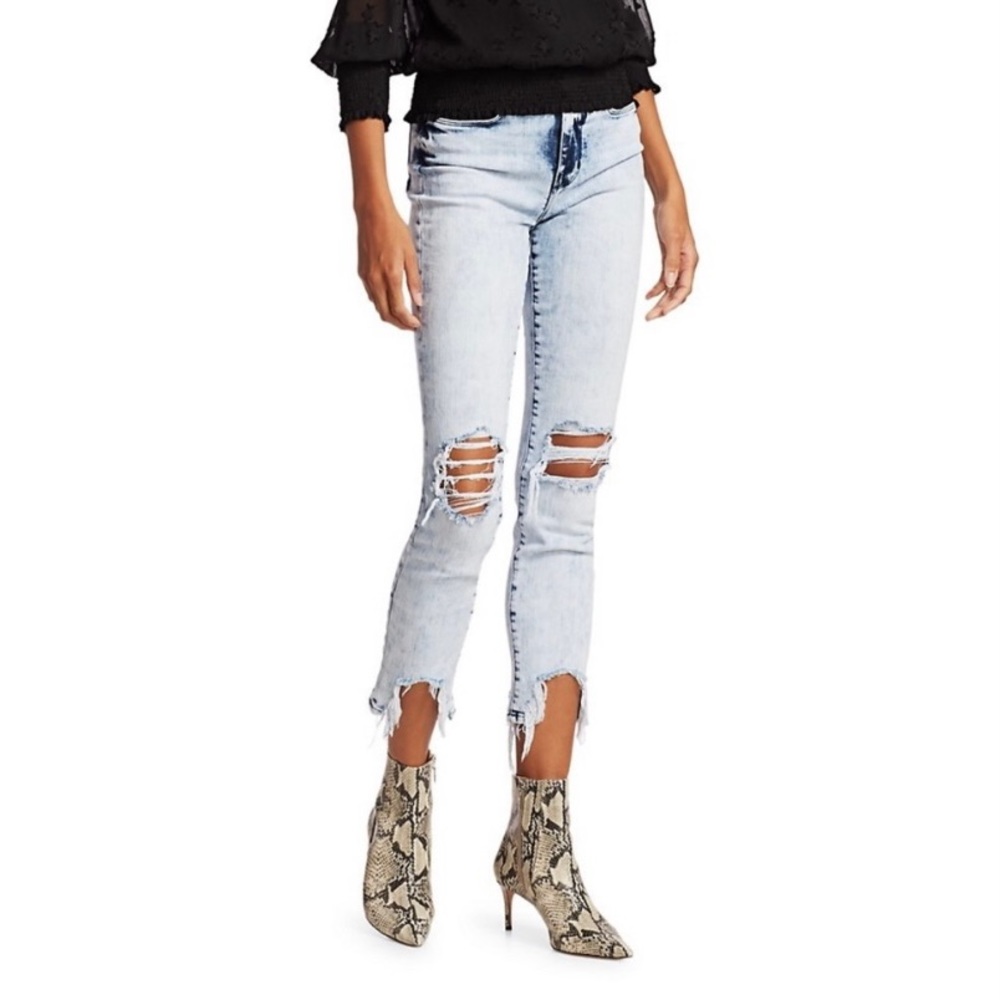 Lagence skinny jeans, acid wash. Cropped look. Size 26. Great condition!